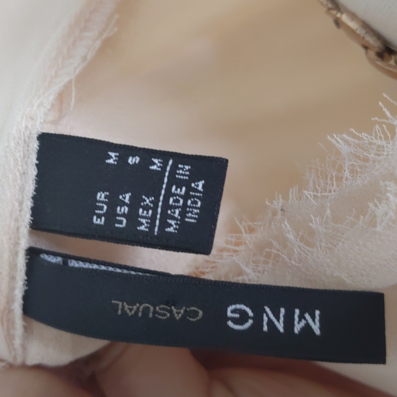 MNG Causal Tank Blouse soft pink with silver studs size Small - Picture 10 of 10